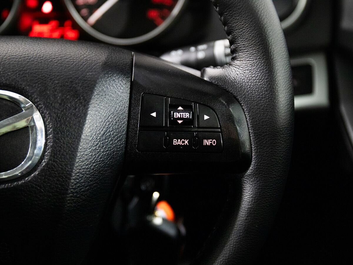 Mazda Axela 2011 - фото автомобиля