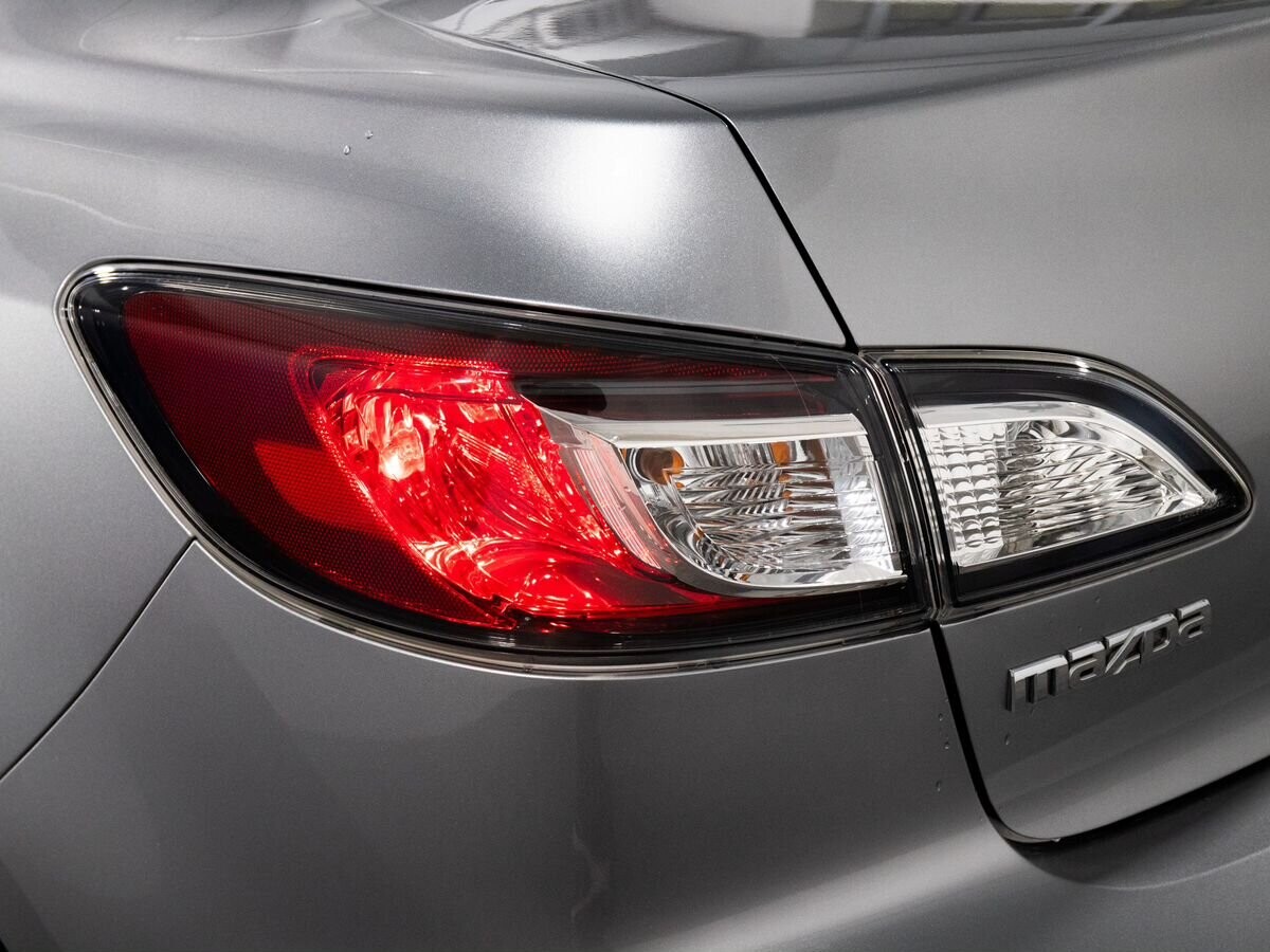 Mazda Axela 2011 - фото автомобиля