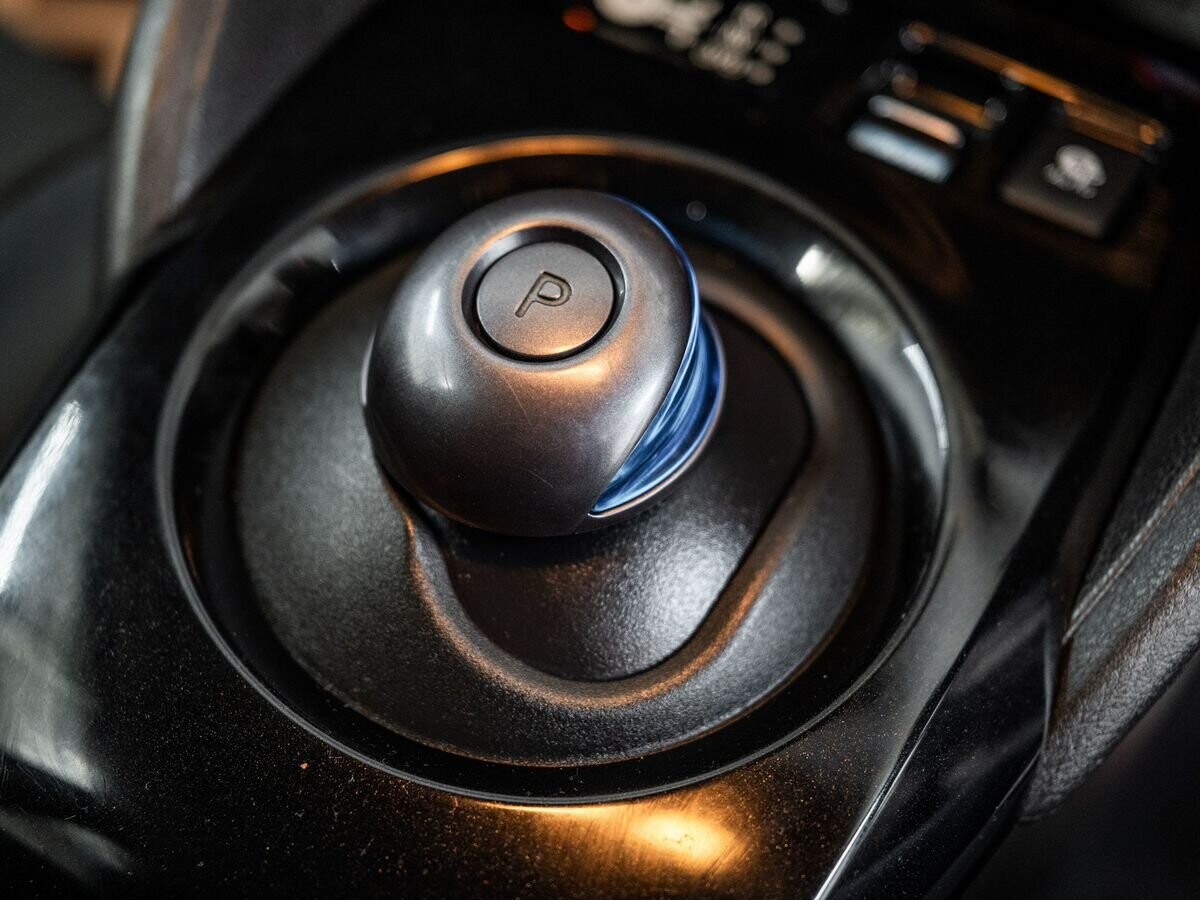 Nissan Leaf 2018 - фото автомобиля