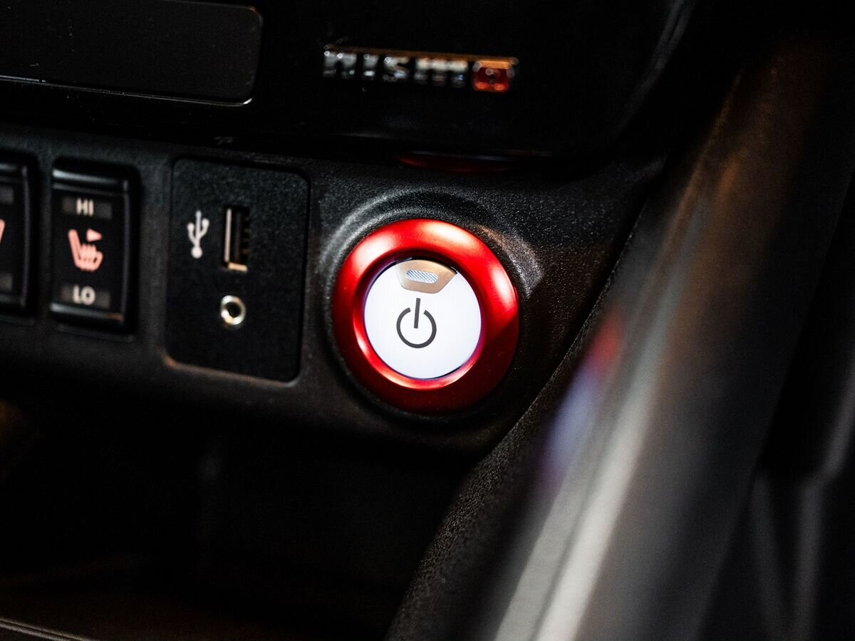 Nissan Leaf 2018 - фото автомобиля