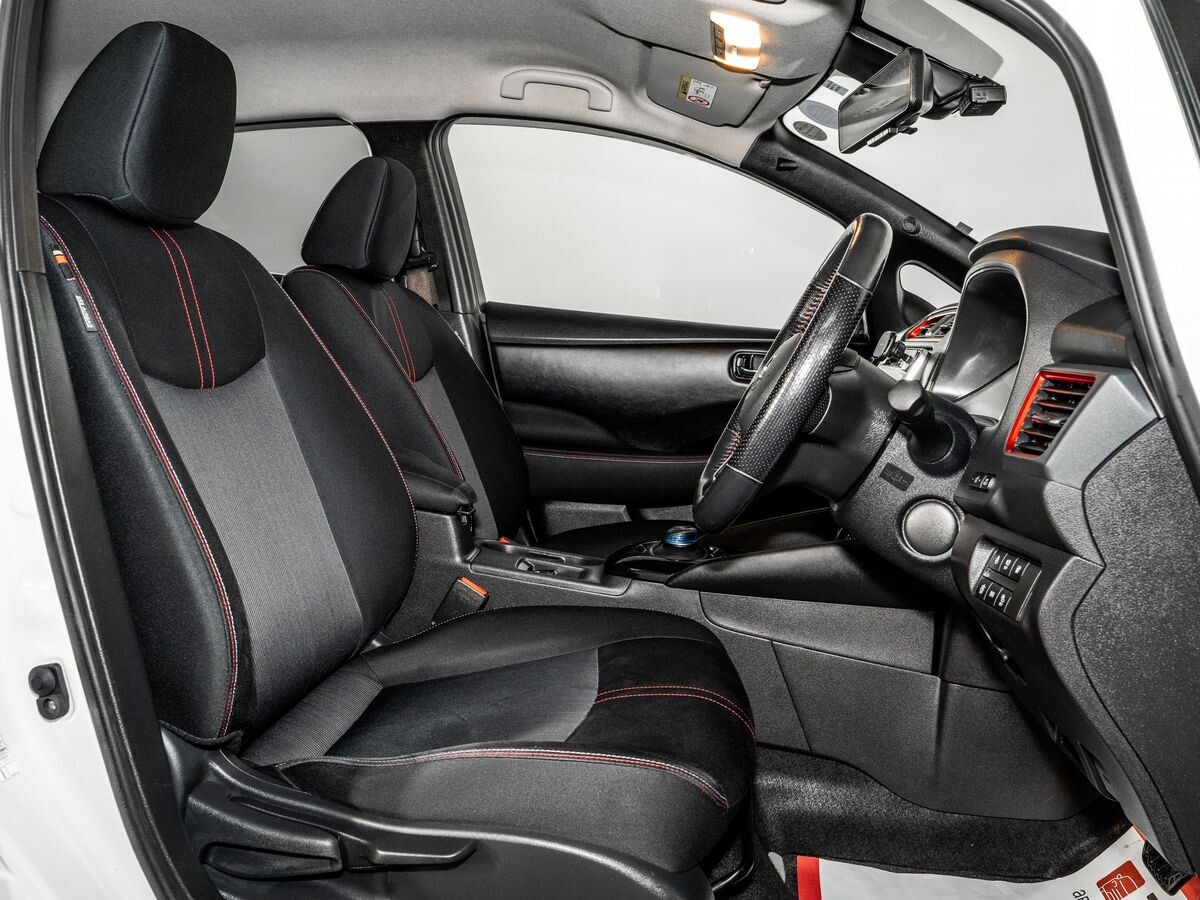 Nissan Leaf 2018 - фото автомобиля