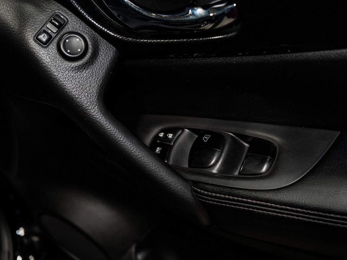 Nissan X-Trail 2015 - фото автомобиля