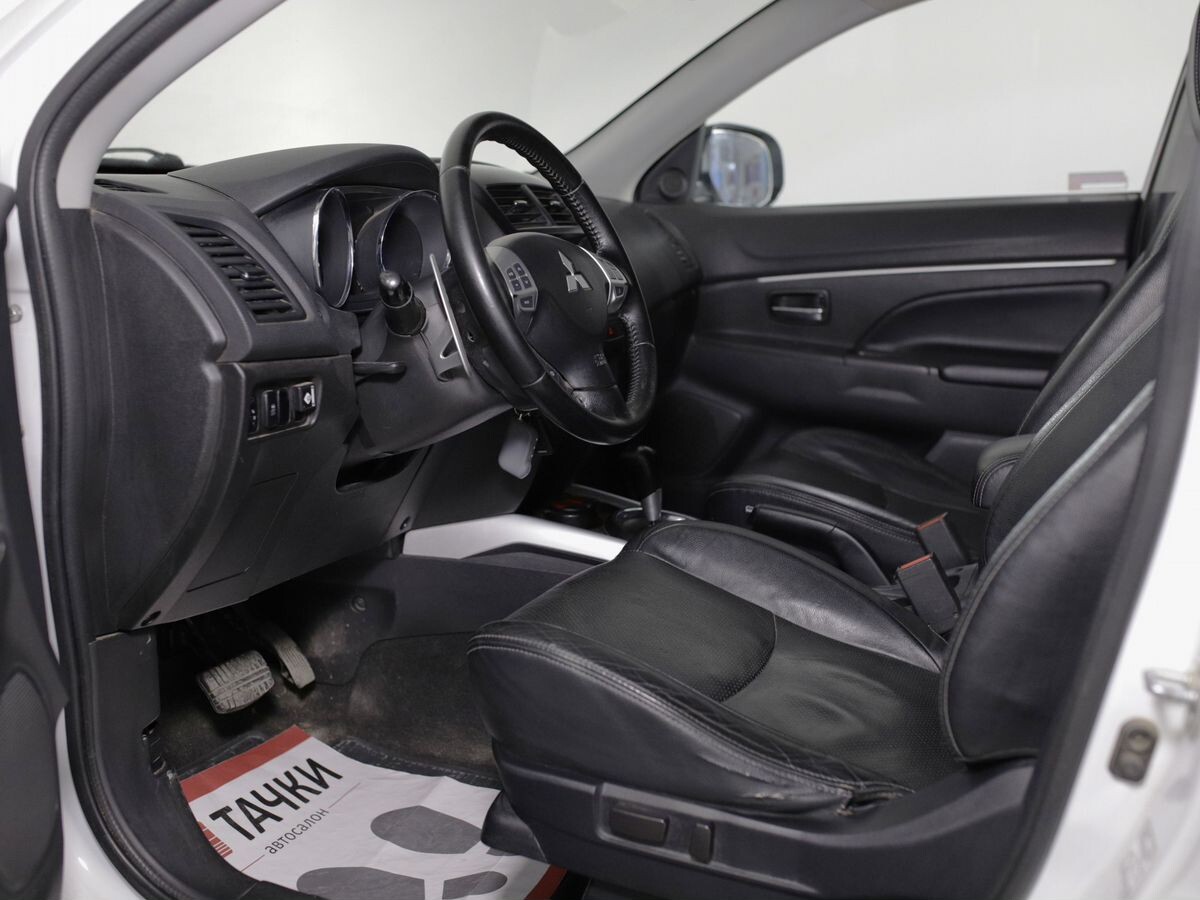 Mitsubishi ASX 2012 - фото автомобиля