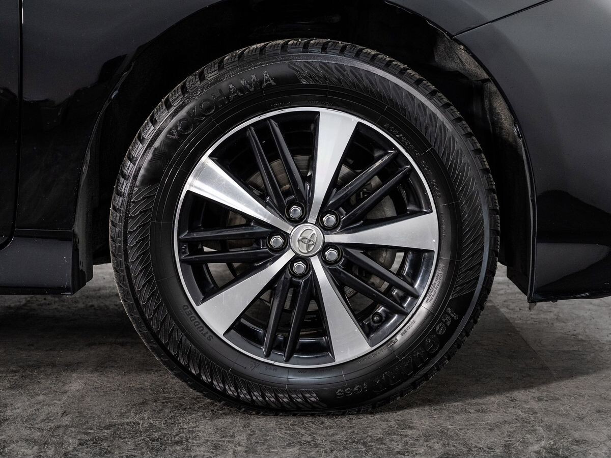 Toyota Wish 2014 - фото автомобиля