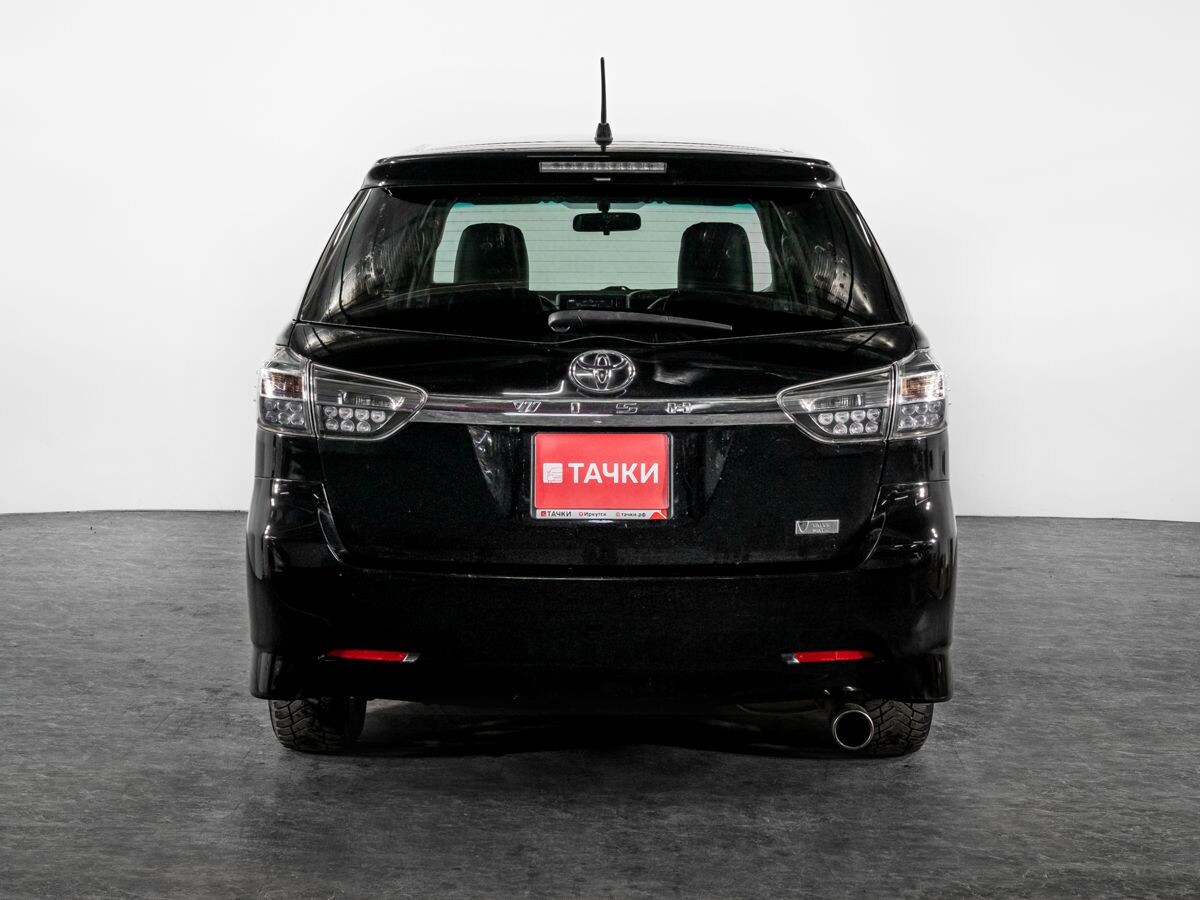 Toyota Wish 2014 - фото автомобиля