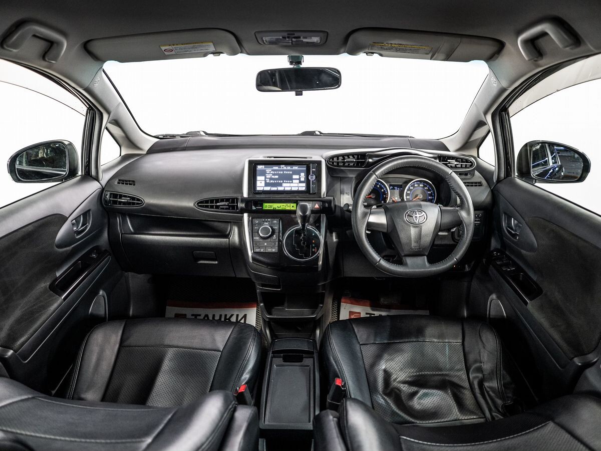 Toyota Wish 2014 - фото автомобиля