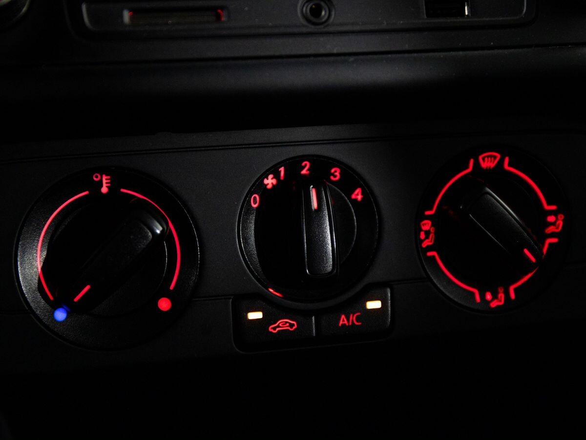 Volkswagen Polo 2017 - фото автомобиля