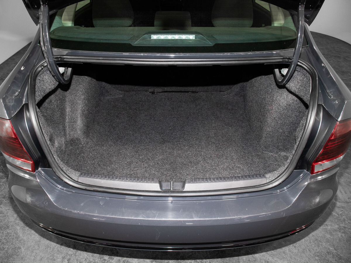 Volkswagen Polo 2017 - фото автомобиля