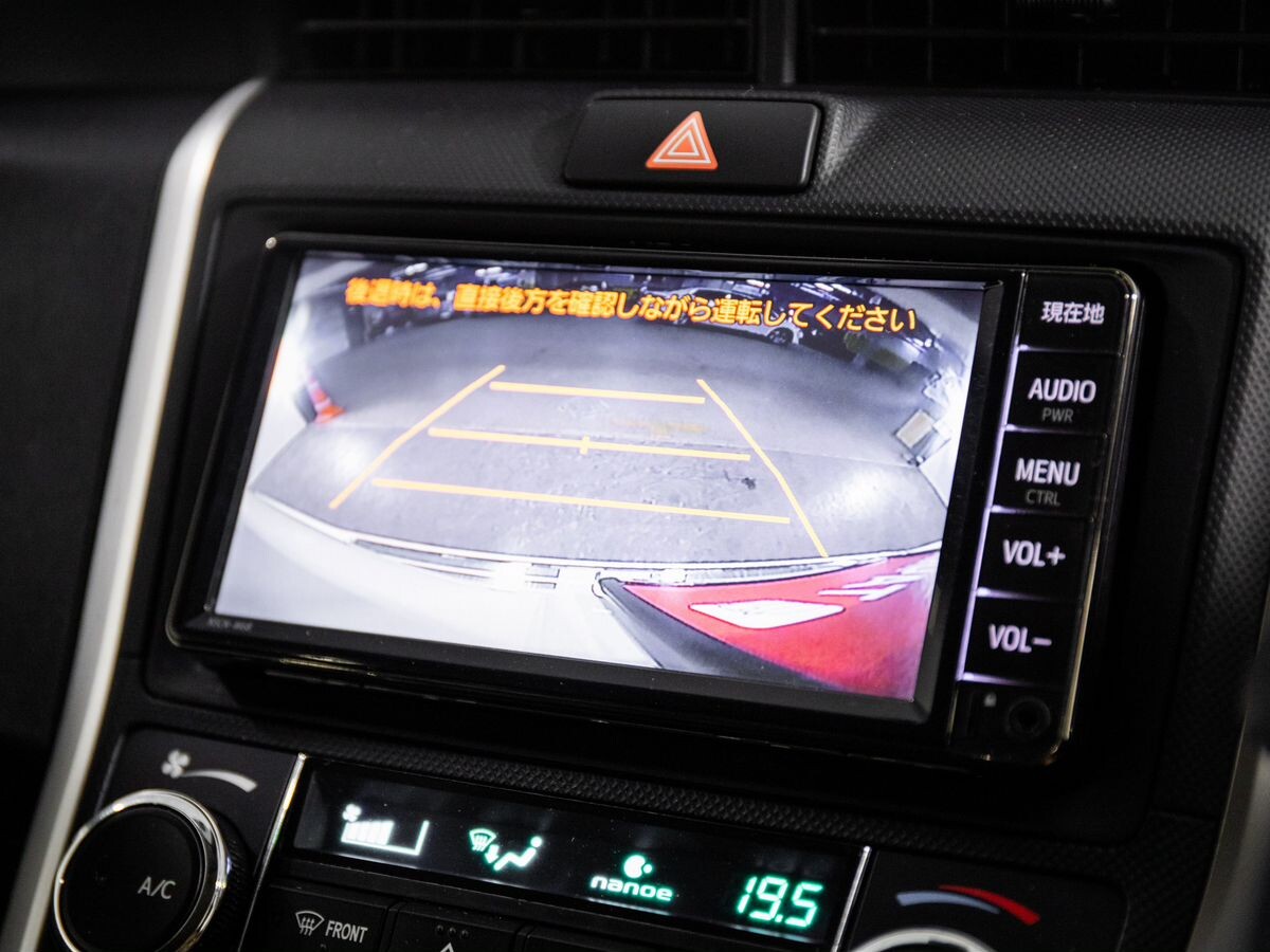 Toyota Corolla 2019 - фото автомобиля