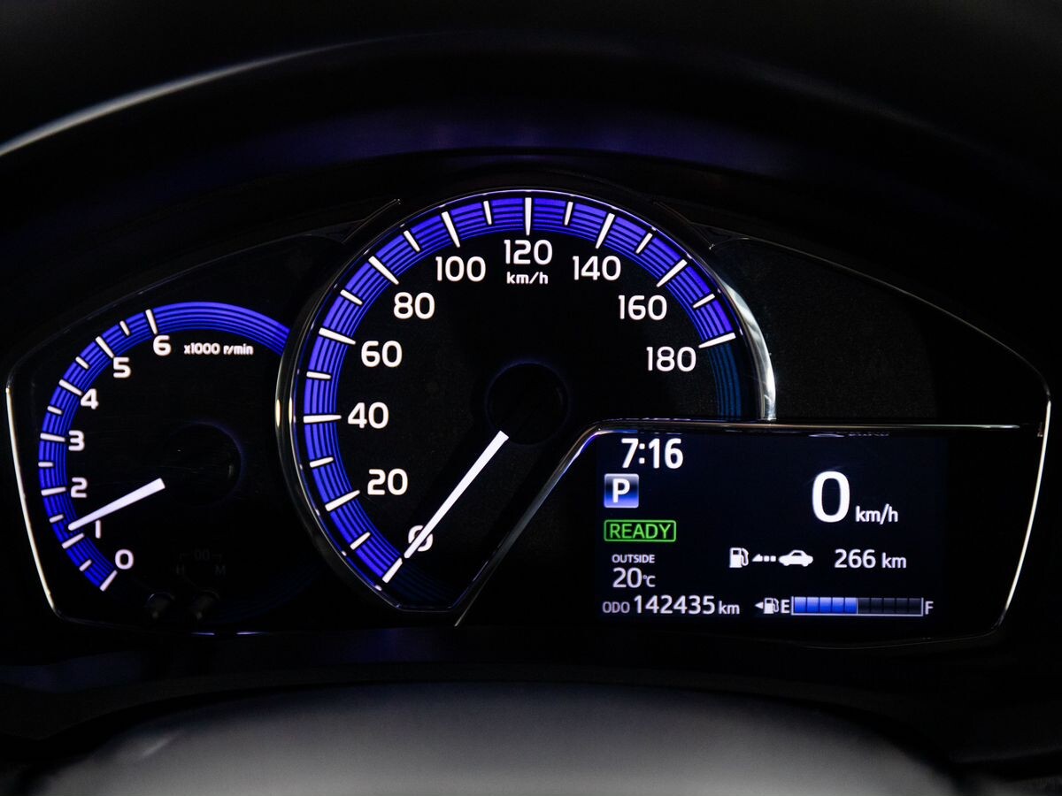 Toyota Corolla 2019 - фото автомобиля