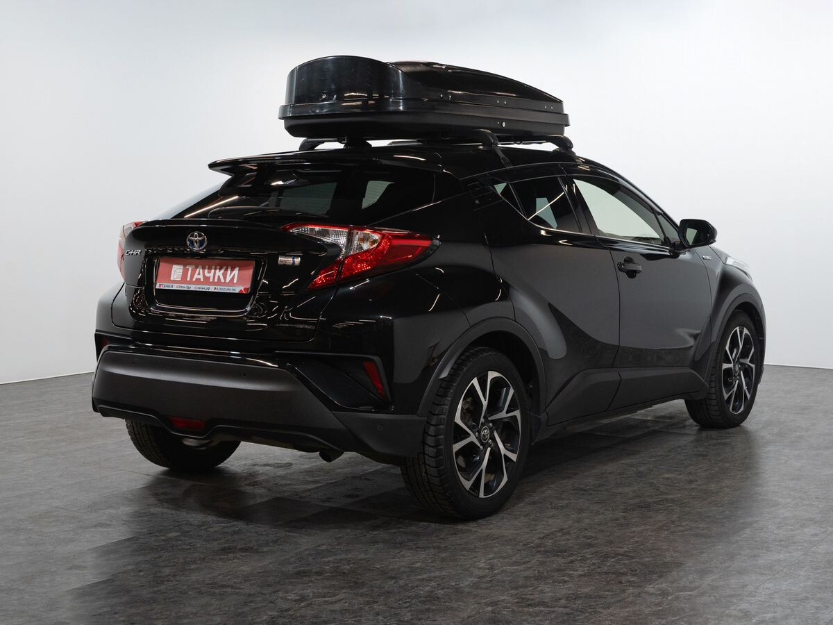 Toyota C-HR 2017 - фото автомобиля