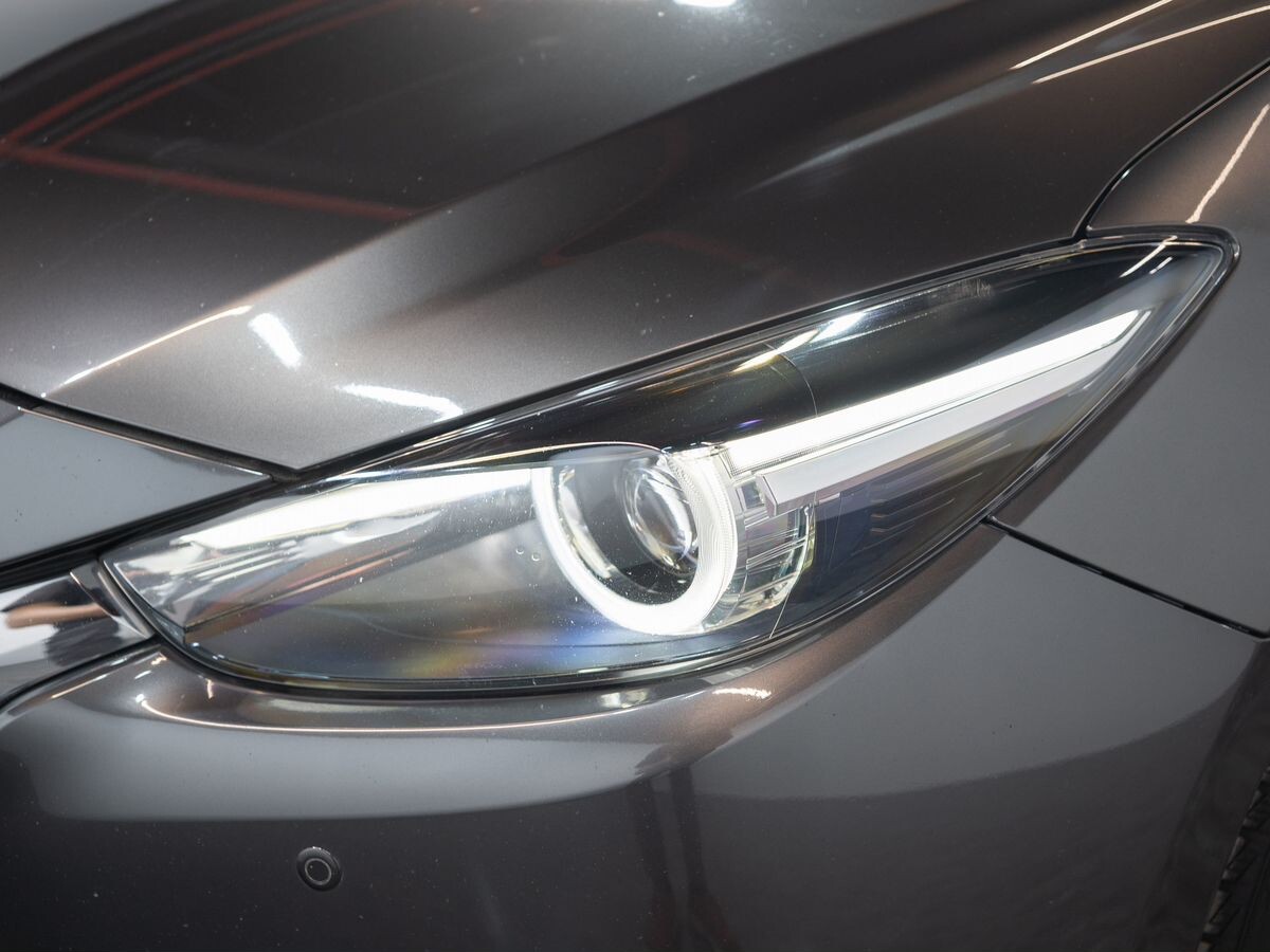 Mazda Axela 2016 - фото автомобиля