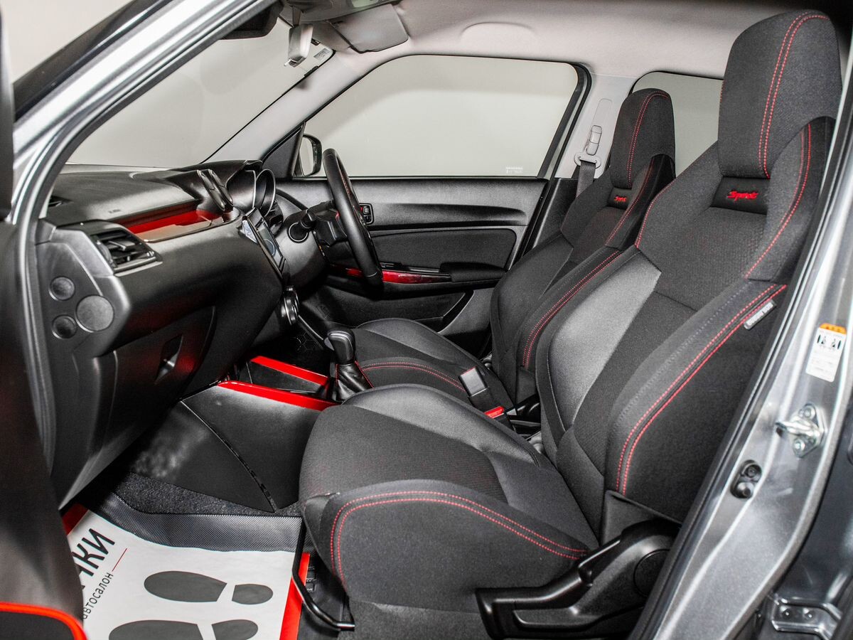 Suzuki Swift 2018 - фото автомобиля