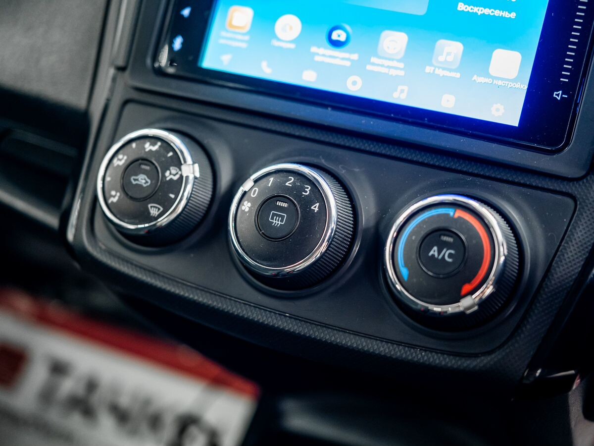 Toyota Corolla 2018 - фото автомобиля