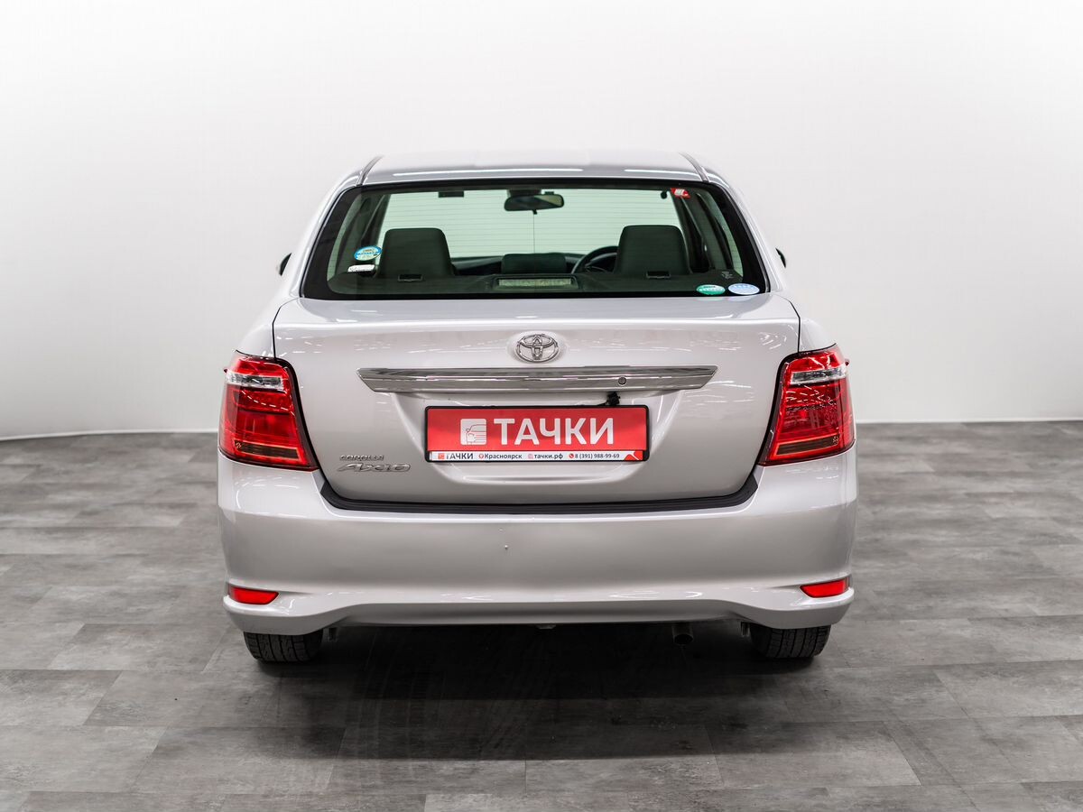 Toyota Corolla 2018 - фото автомобиля