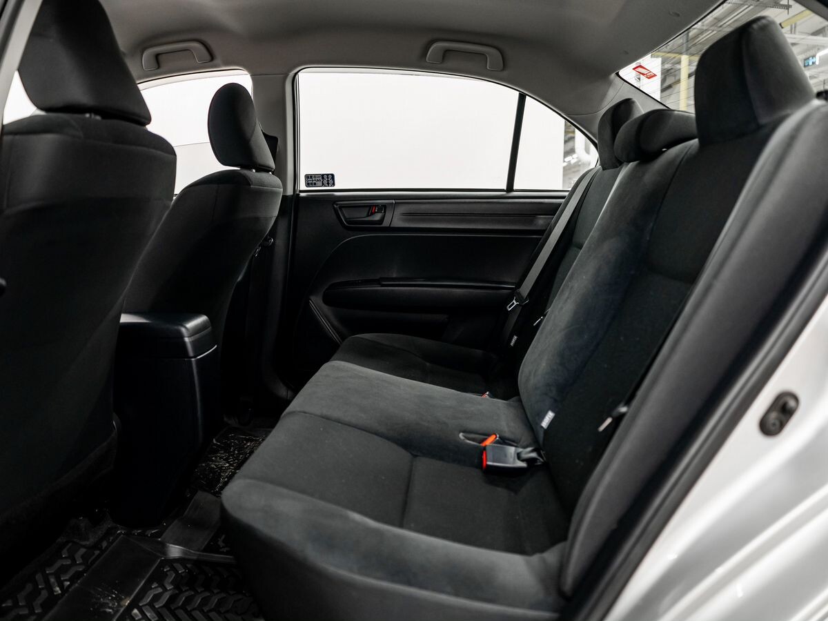 Toyota Corolla 2018 - фото автомобиля