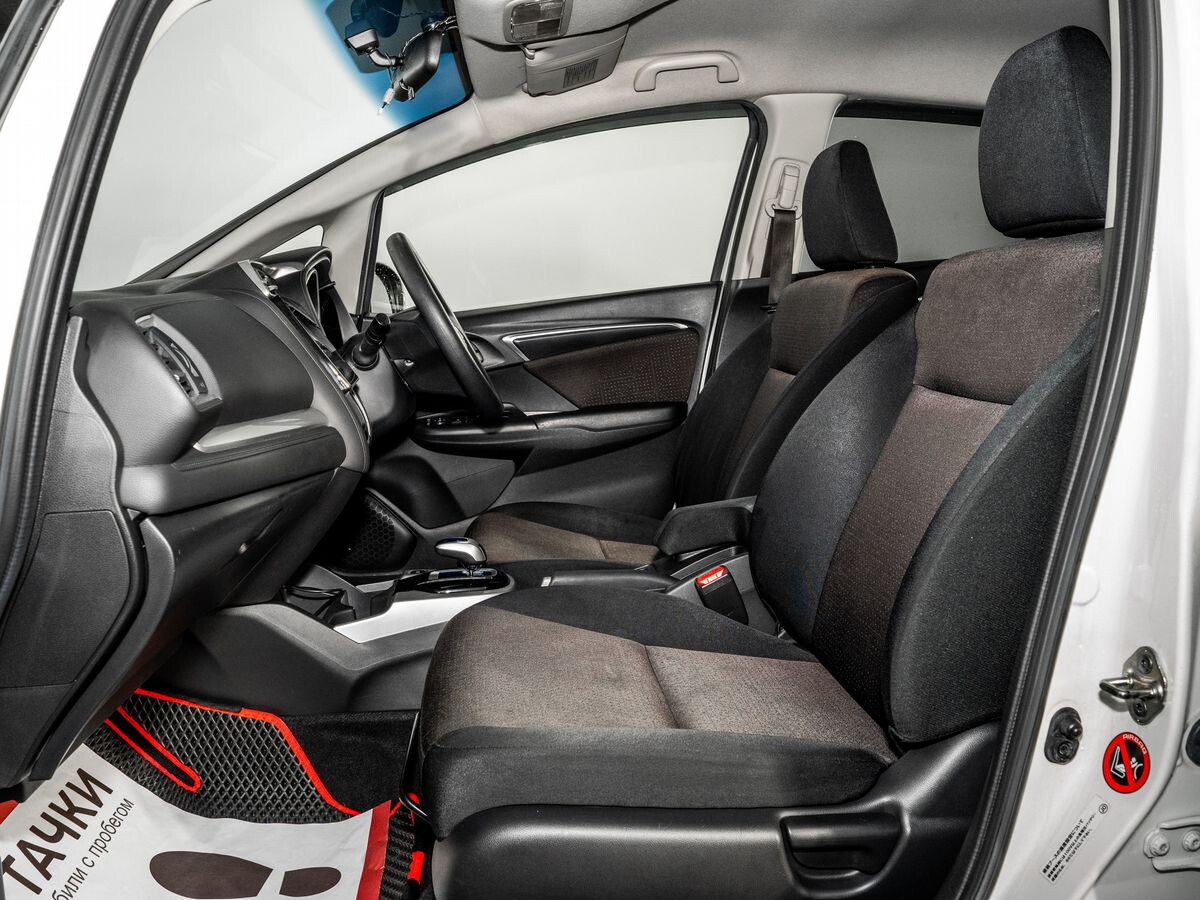 Honda Fit 2014 - фото автомобиля