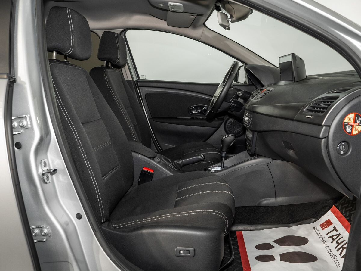 Renault Fluence 2014 - фото автомобиля