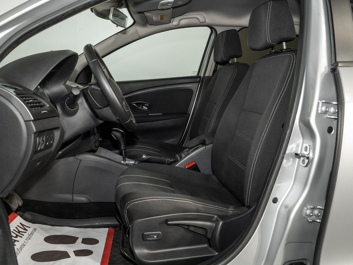 Renault Fluence 2014 - фото автомобиля