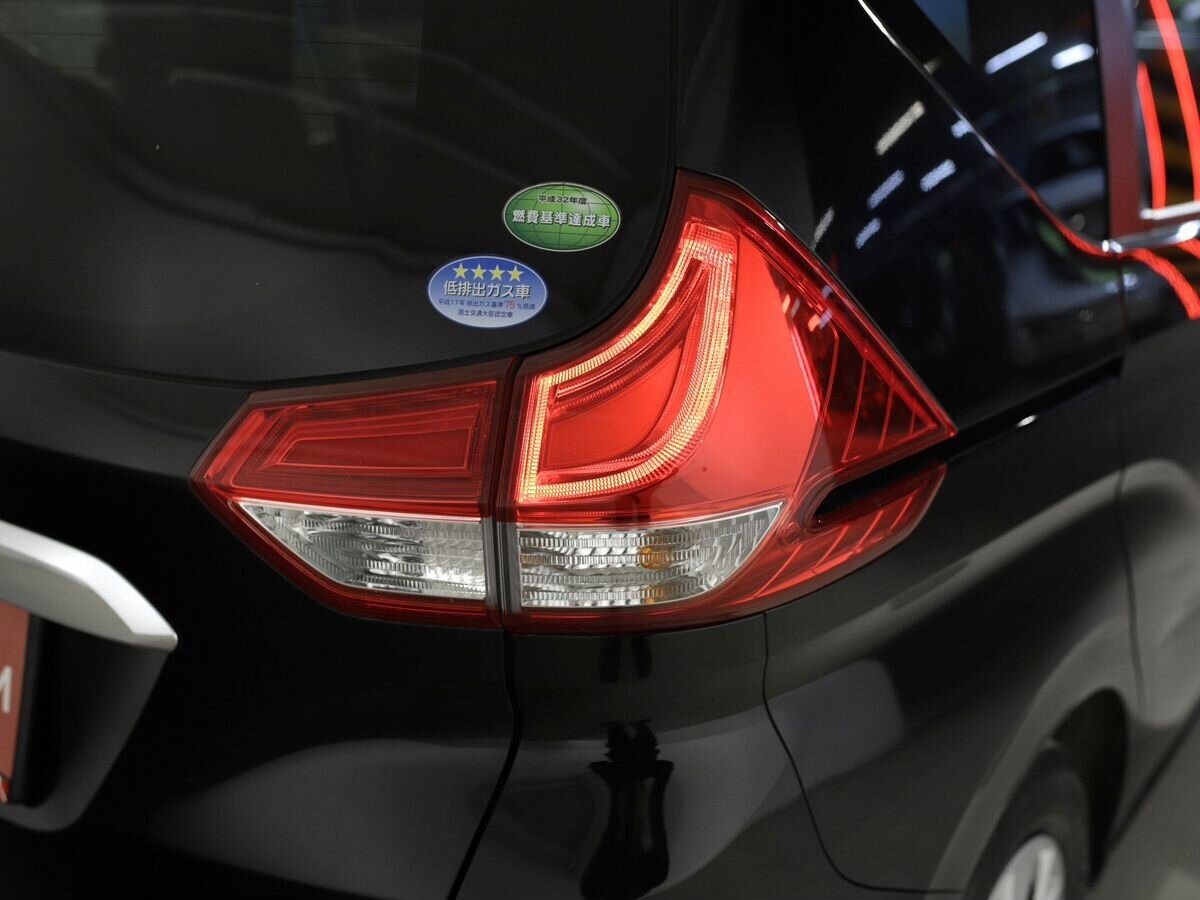 Honda Freed 2018 - фото автомобиля