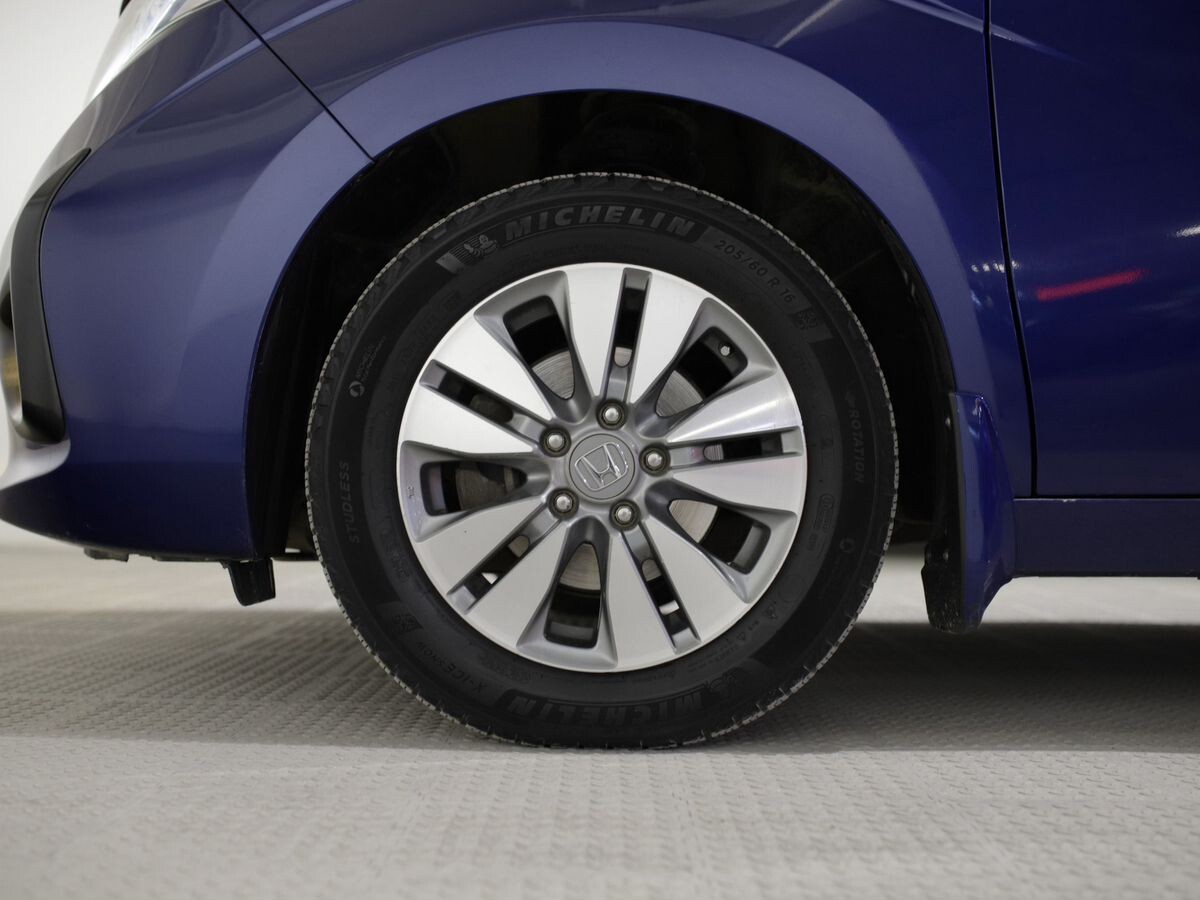 Honda Stepwgn 2016 - фото автомобиля