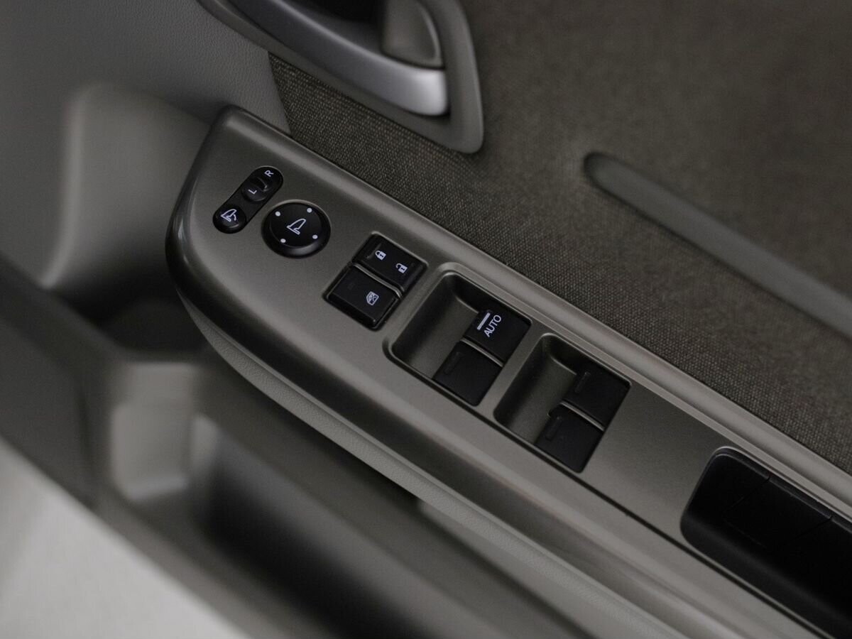 Honda Stepwgn 2016 - фото автомобиля