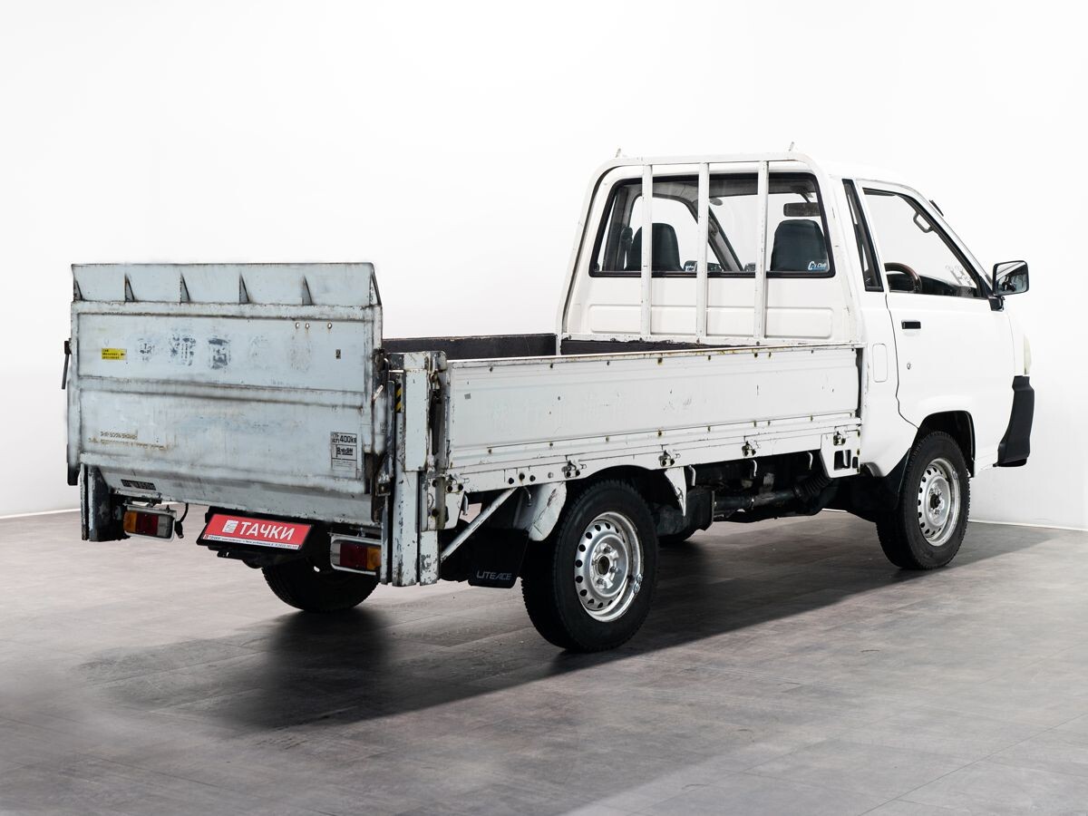 Toyota LiteAce 2001 - фото автомобиля