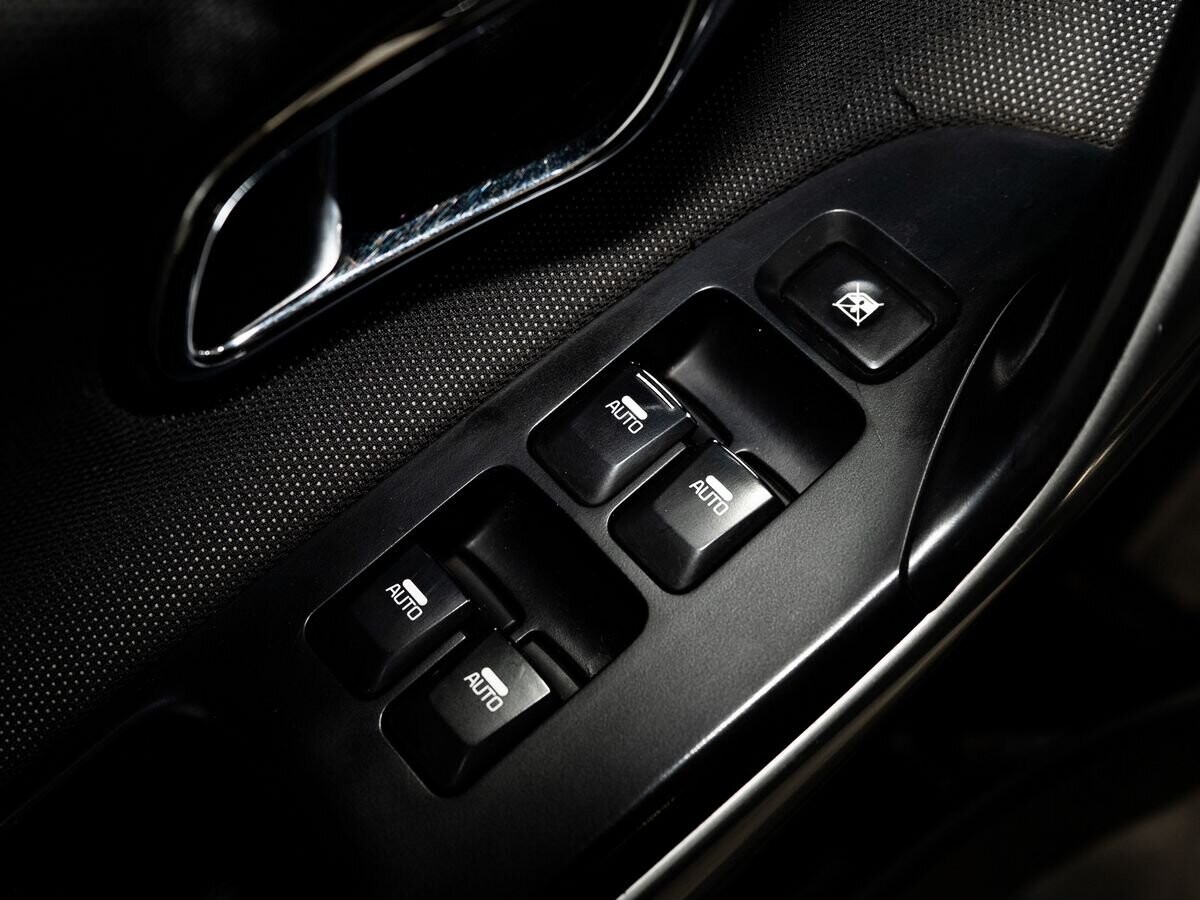 Kia Ceed 2013 - фото автомобиля