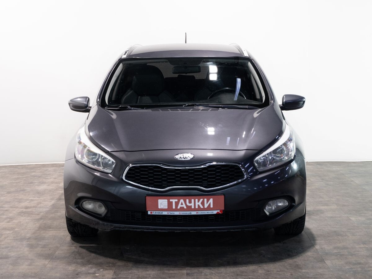 Kia Ceed 2013 - фото автомобиля