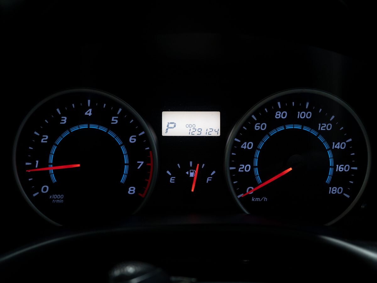 Toyota Wish 2009 - фото автомобиля