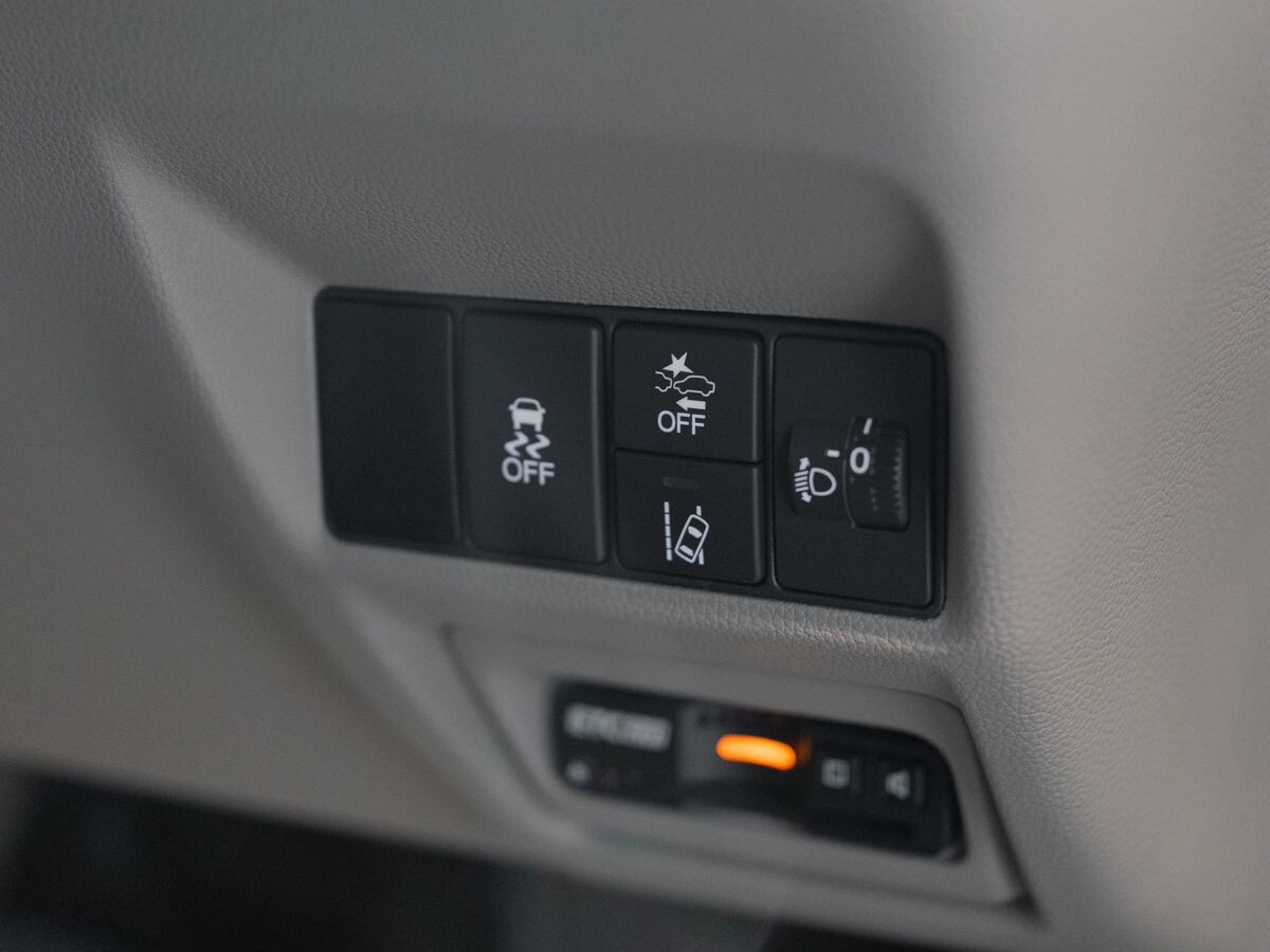 Honda Stepwgn 2020 - фото автомобиля