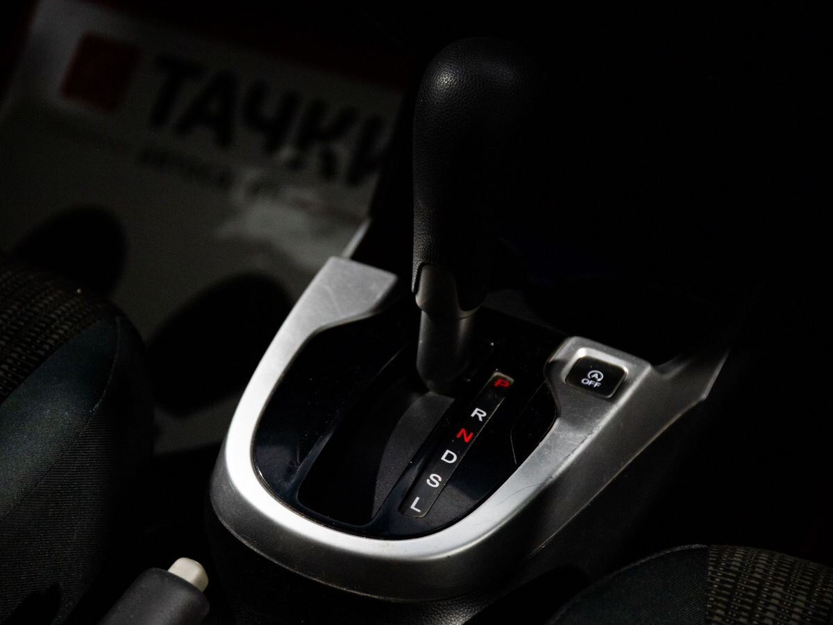 Honda Fit 2015 - фото автомобиля