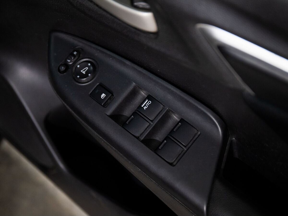 Honda Fit 2015 - фото автомобиля