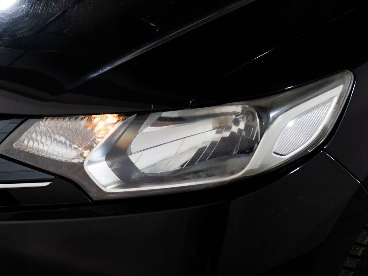 Honda Fit 2015 - фото автомобиля