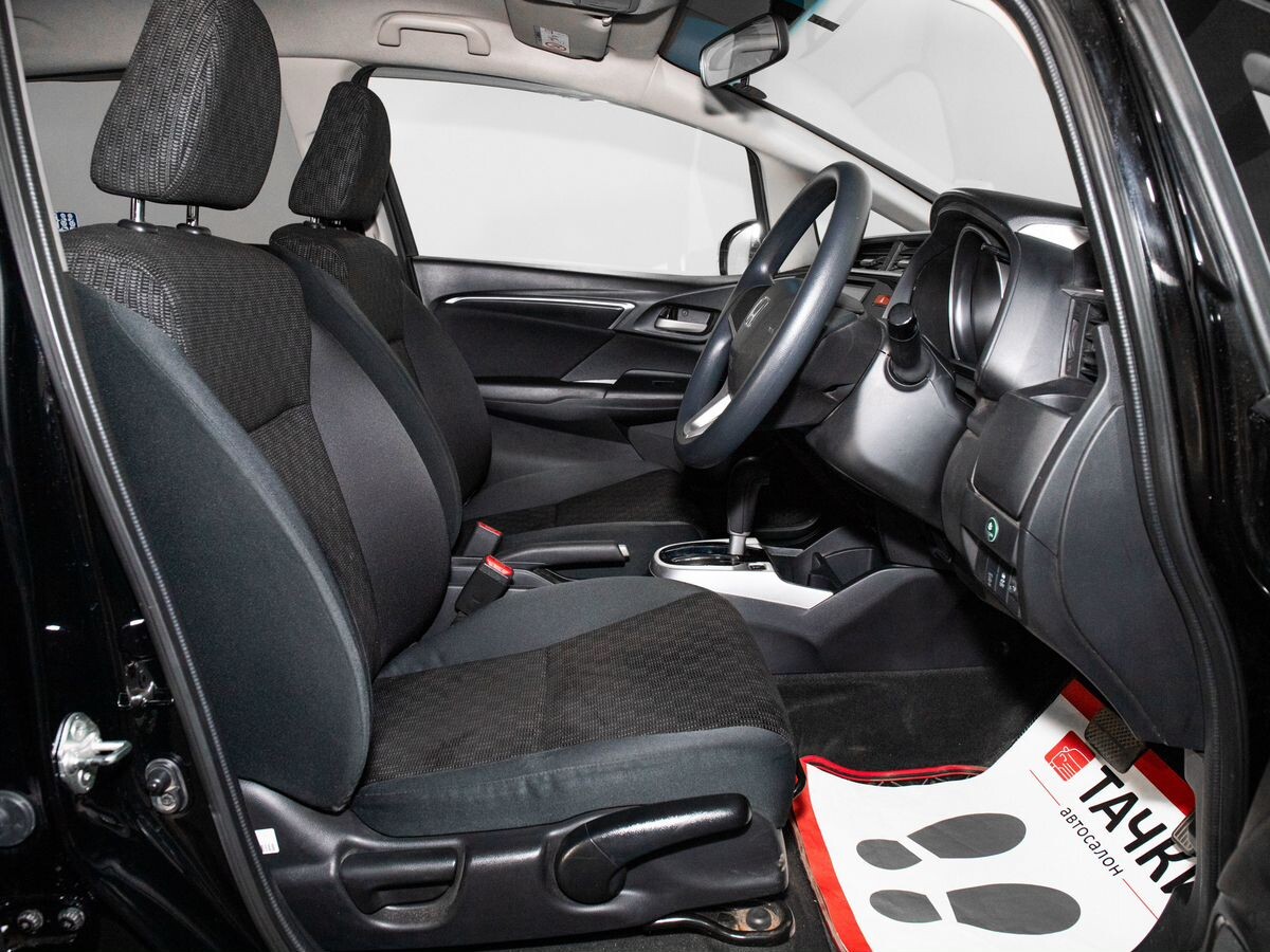 Honda Fit 2015 - фото автомобиля