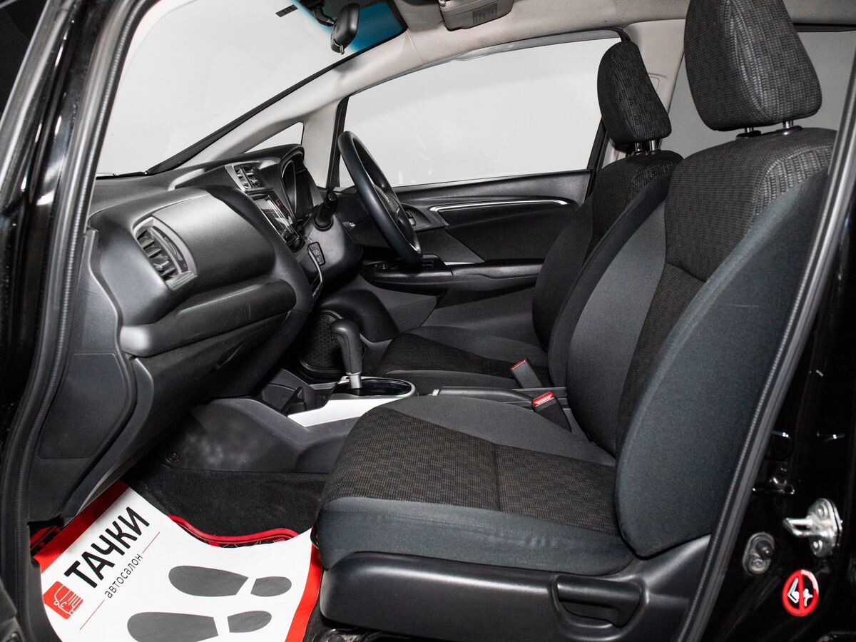 Honda Fit 2015 - фото автомобиля