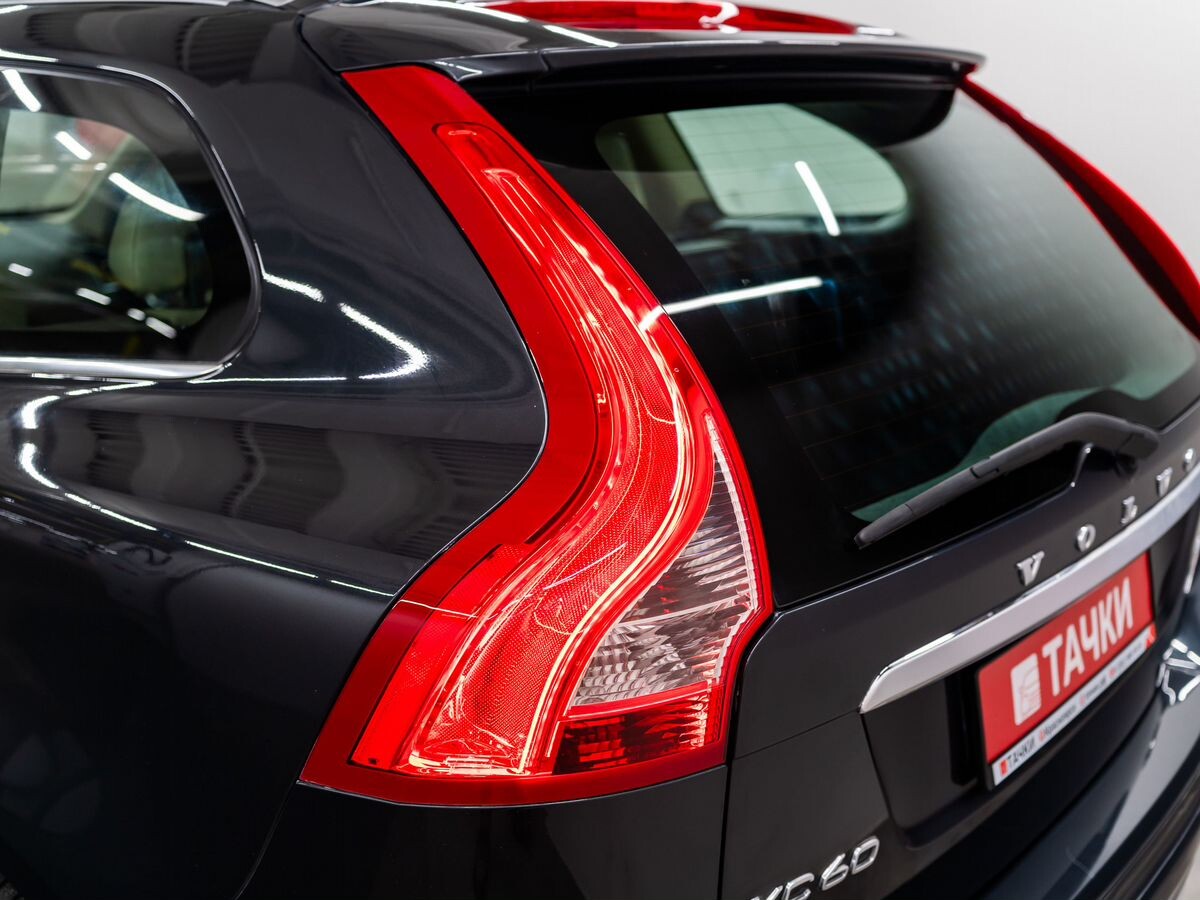 Volvo XC60 2014 - фото автомобиля