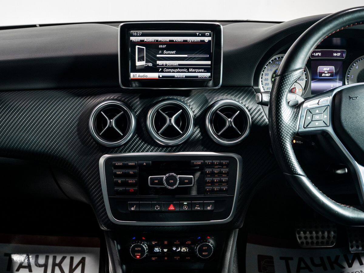 Mercedes-Benz A-Класс 2015 - фото автомобиля