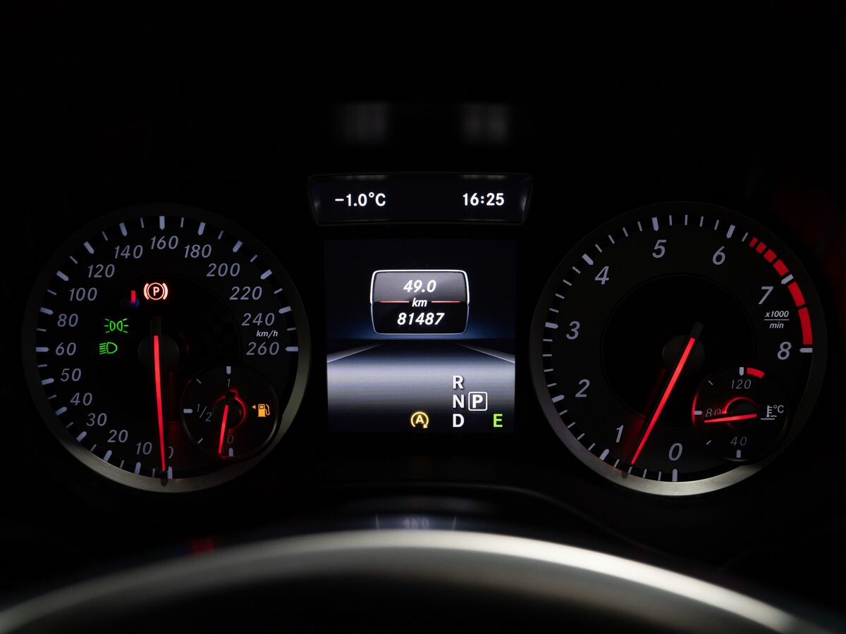 Mercedes-Benz A-Класс 2015 - фото автомобиля