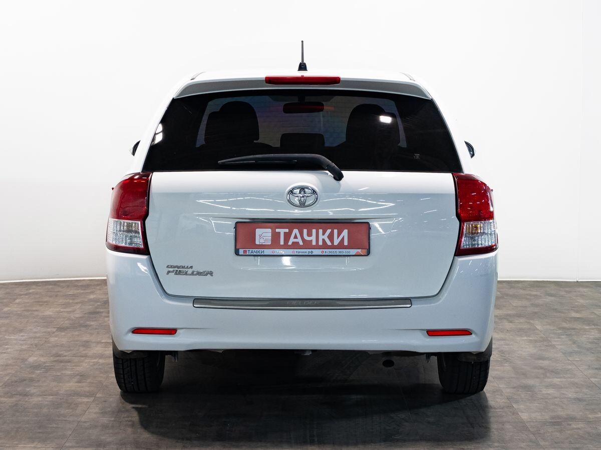 Toyota Corolla 2014 - фото автомобиля