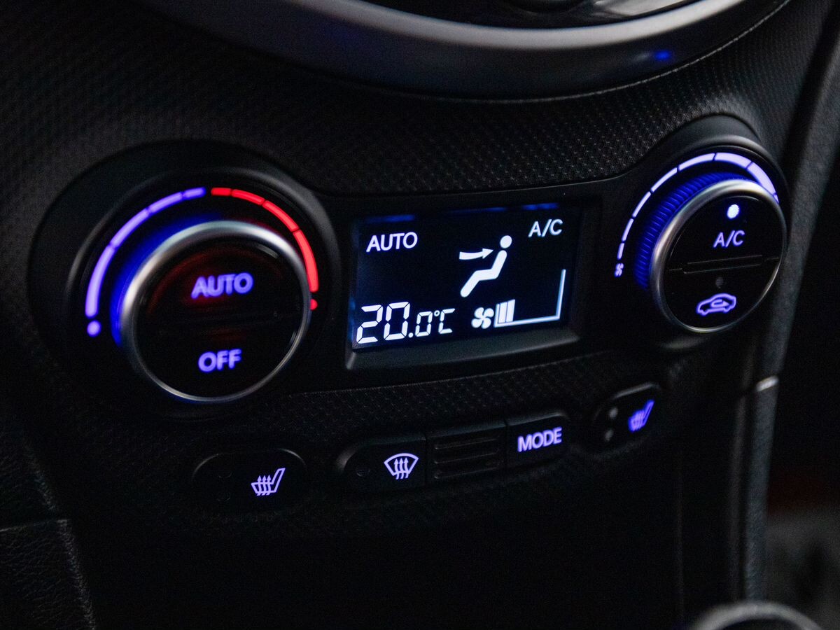 Hyundai Solaris 2014 - фото автомобиля