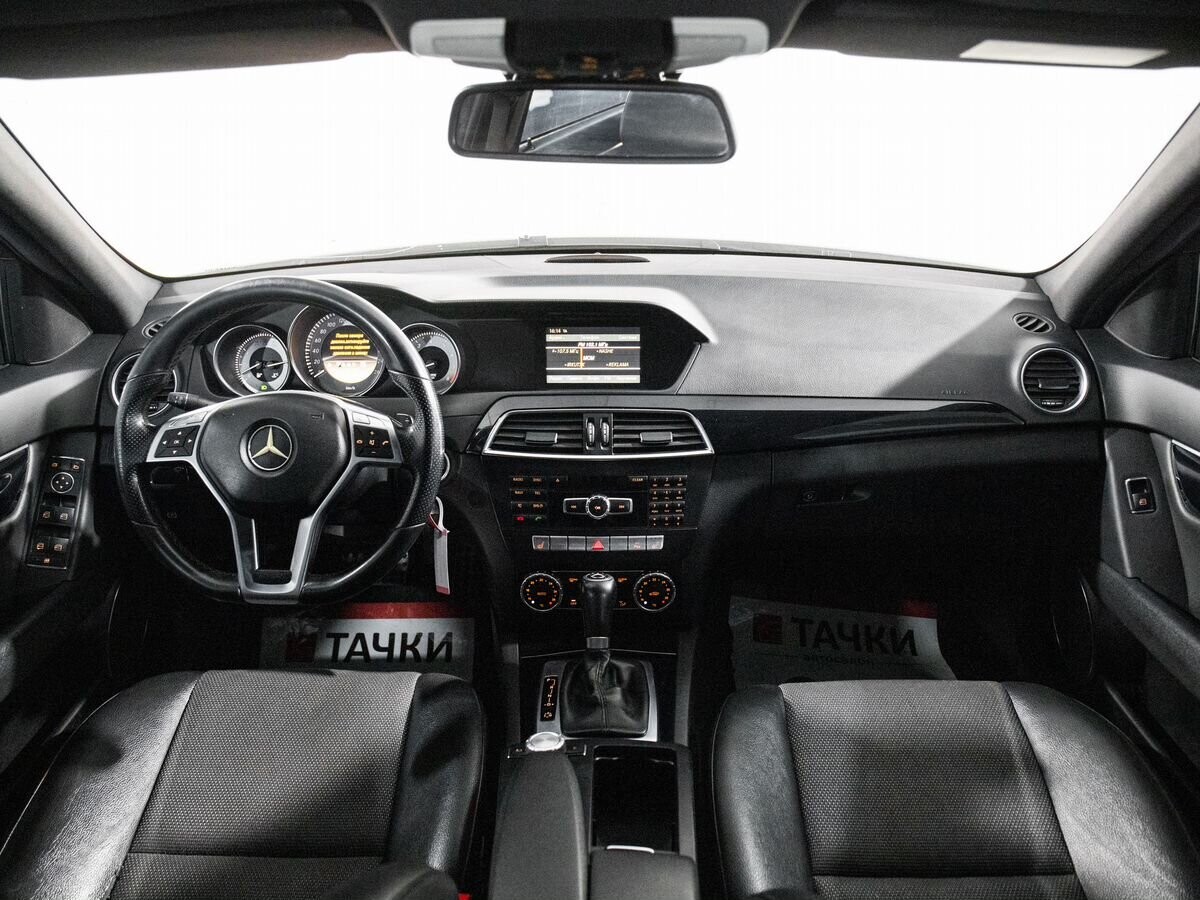 Mercedes-Benz C-Класс 2011 - фото автомобиля