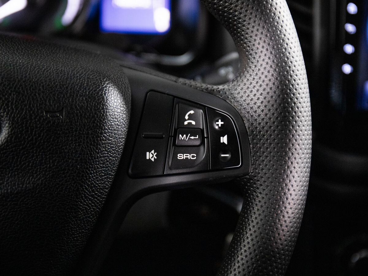 Lada (ВАЗ) XRAY 2018 - фото автомобиля