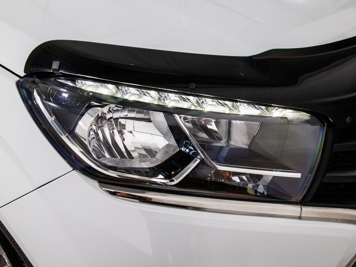 Lada (ВАЗ) XRAY 2018 - фото автомобиля