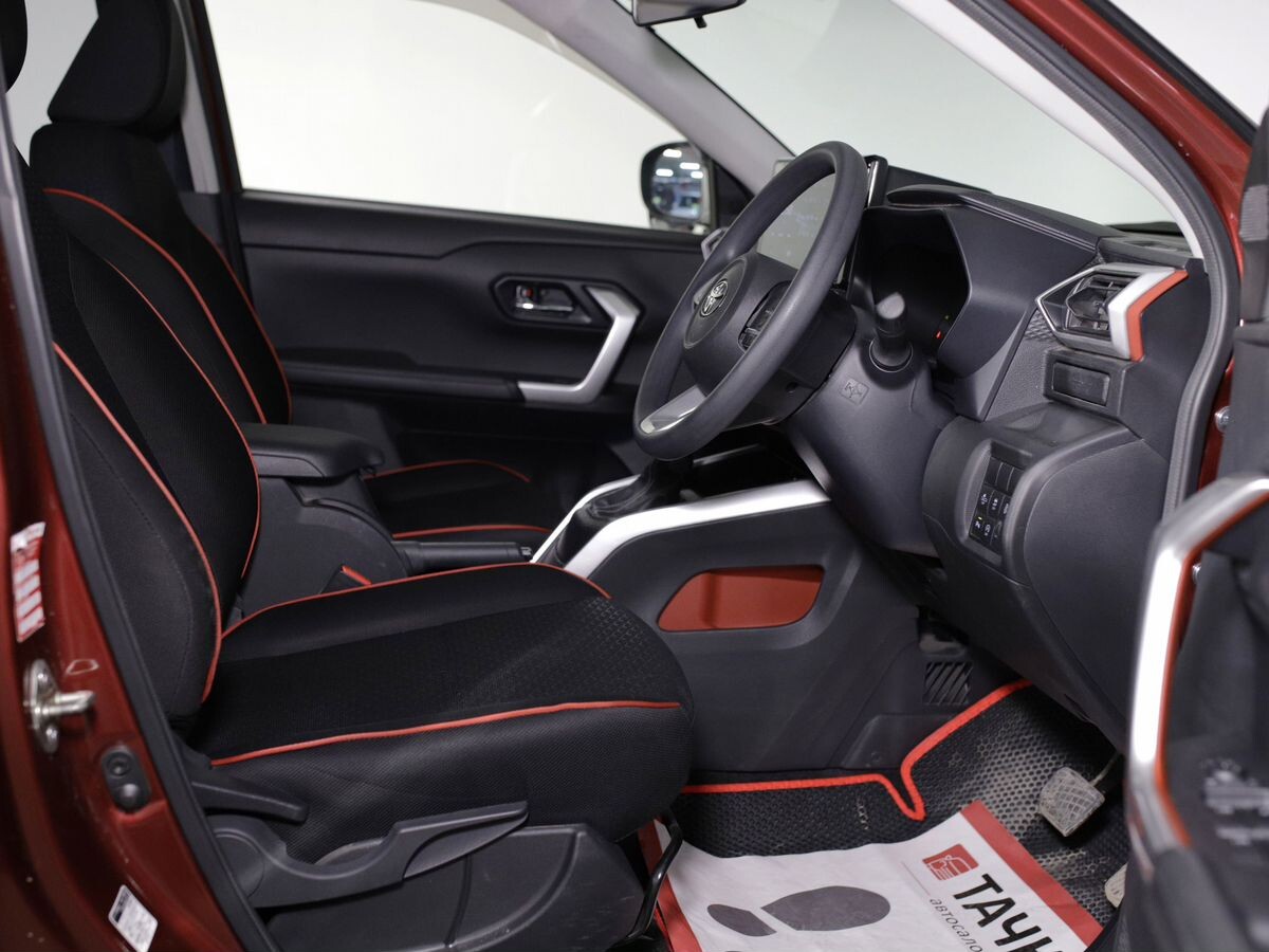 Toyota Raize 2021 - фото автомобиля