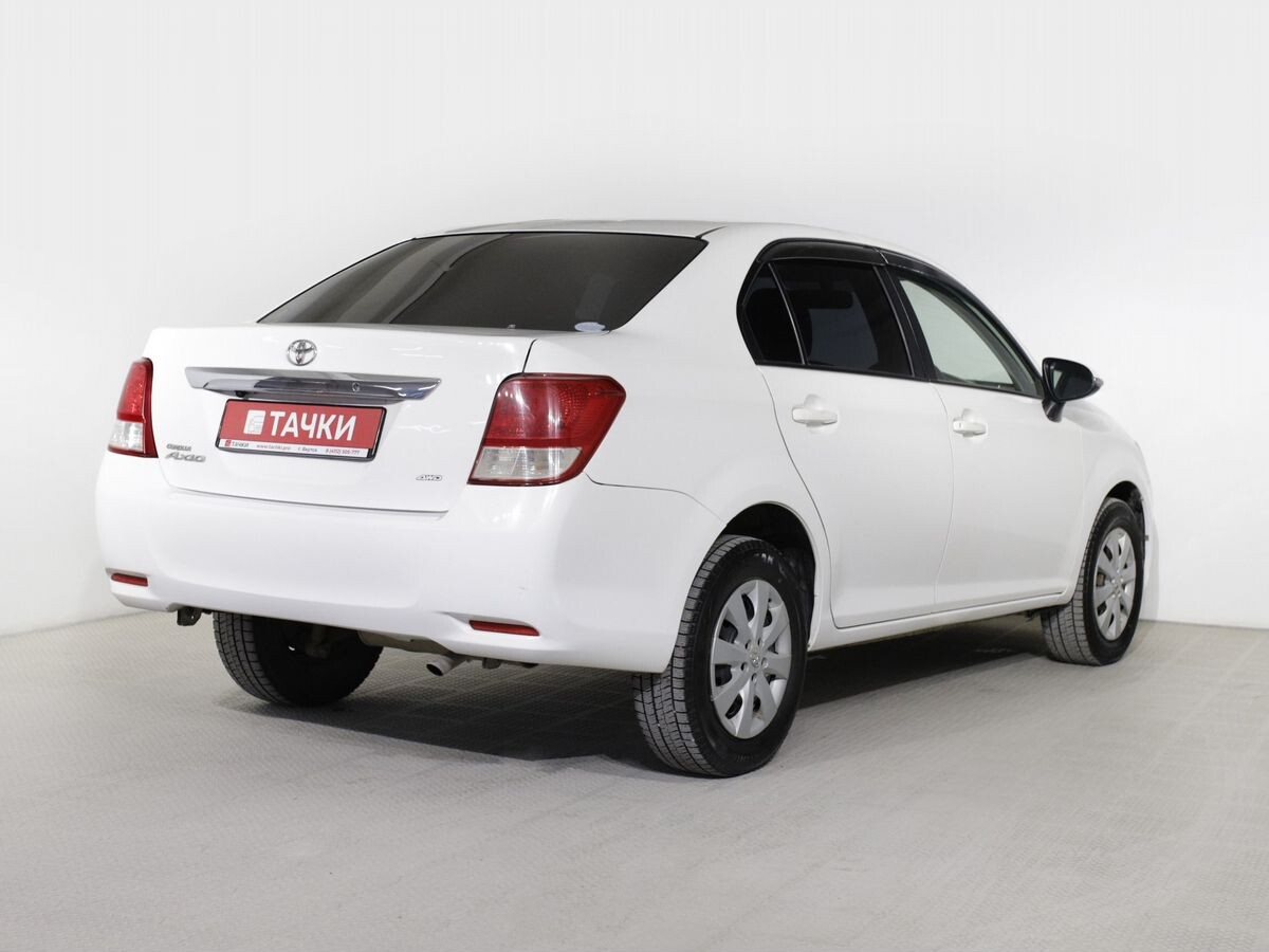 Toyota Corolla 2014 - фото автомобиля