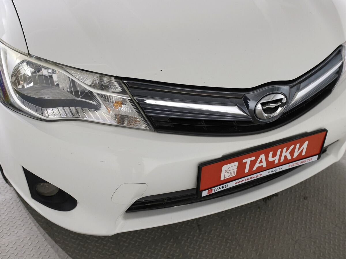 Toyota Corolla 2014 - фото автомобиля