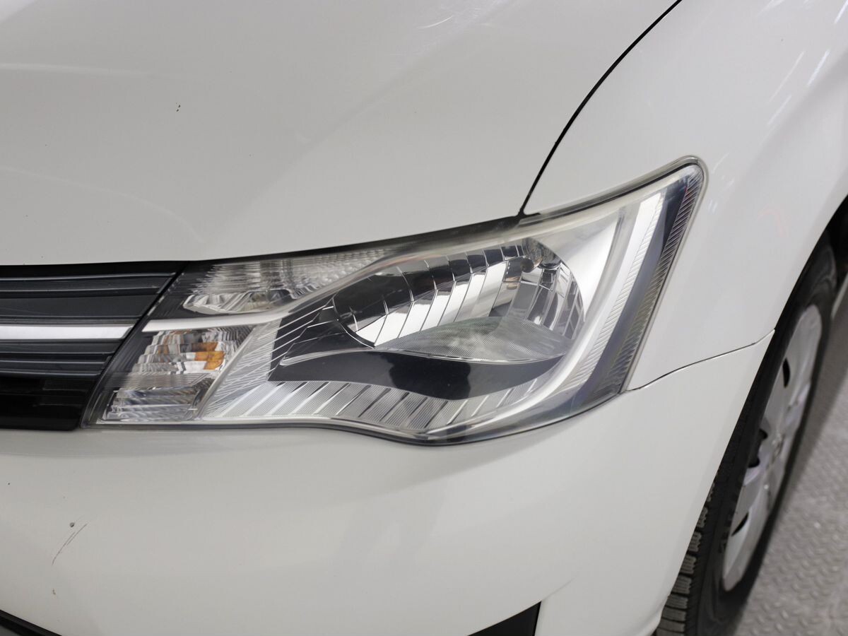 Toyota Corolla 2014 - фото автомобиля