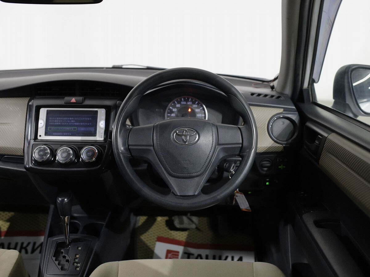 Toyota Corolla 2014 - фото автомобиля