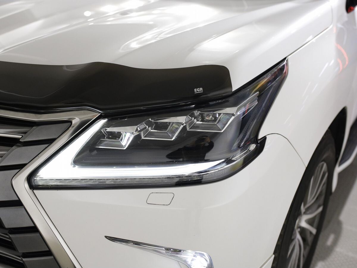 Lexus LX 2016 - фото автомобиля